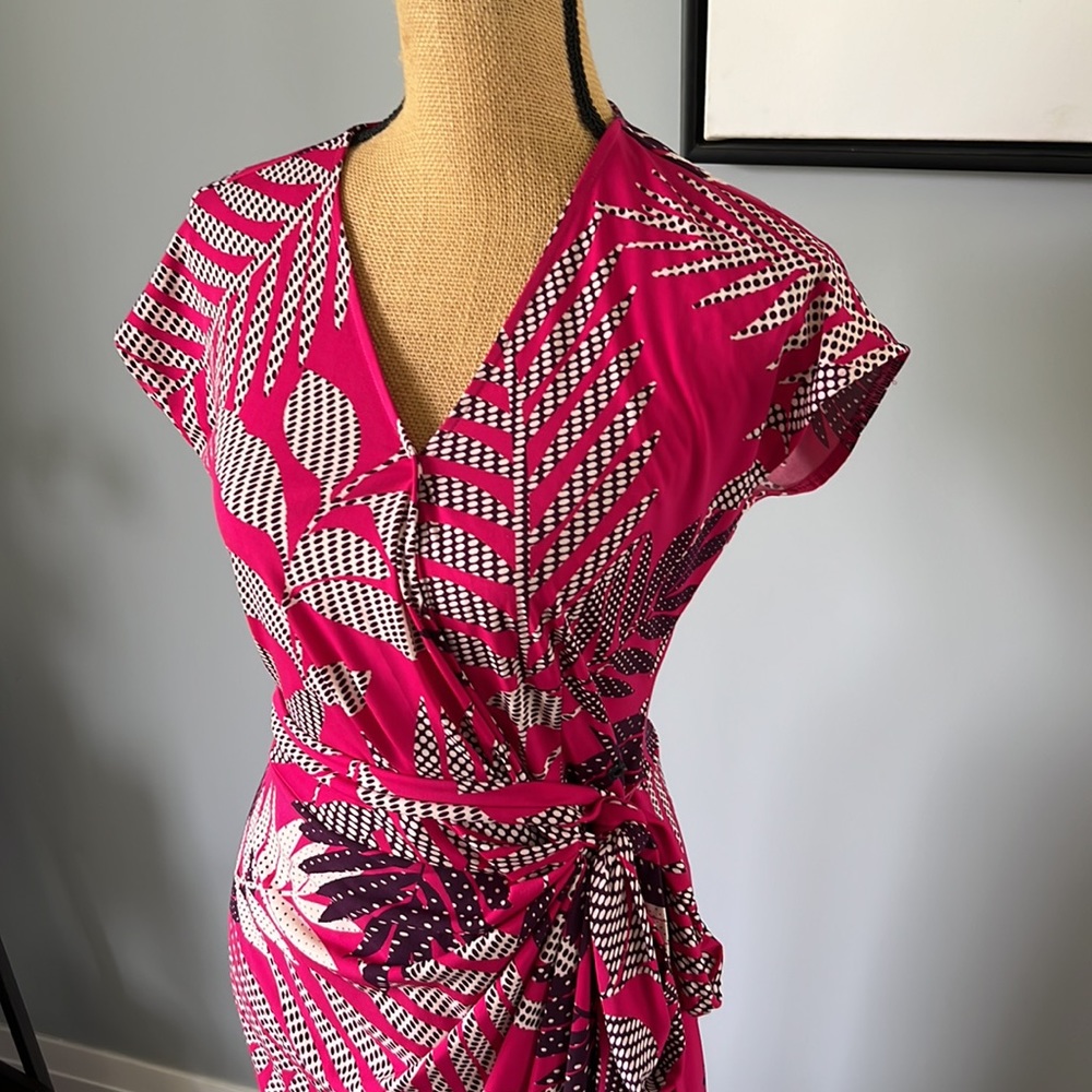 MAGGY LONDON WRAP DRESS - Picture 2 of 5